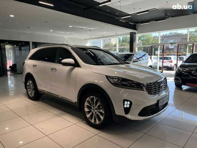 Киа Соренто, объемом двигателя 2 л и пробегом 95 тыс. км за 27500 $, фото 2 на Automoto.ua