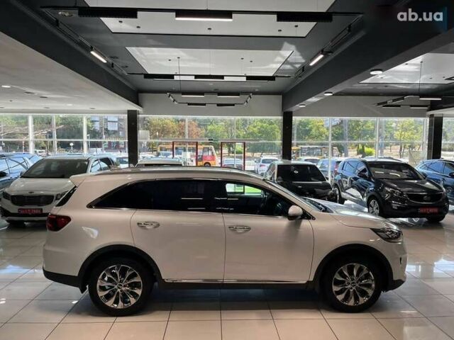 Киа Соренто, объемом двигателя 2 л и пробегом 95 тыс. км за 27500 $, фото 7 на Automoto.ua