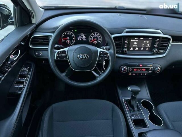 Киа Соренто, объемом двигателя 3.3 л и пробегом 170 тыс. км за 16800 $, фото 21 на Automoto.ua