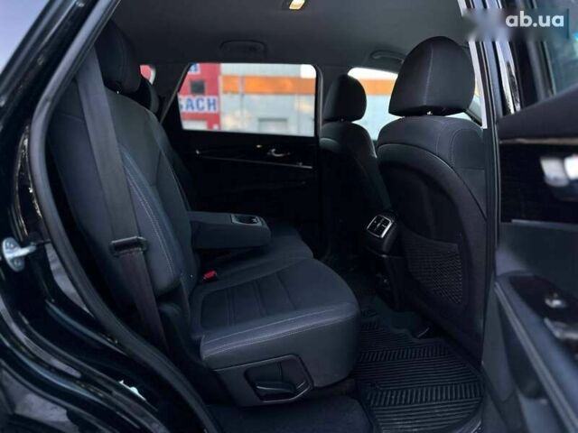 Киа Соренто, объемом двигателя 3.3 л и пробегом 170 тыс. км за 16800 $, фото 15 на Automoto.ua