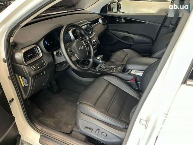 Киа Соренто, объемом двигателя 2 л и пробегом 95 тыс. км за 27500 $, фото 18 на Automoto.ua