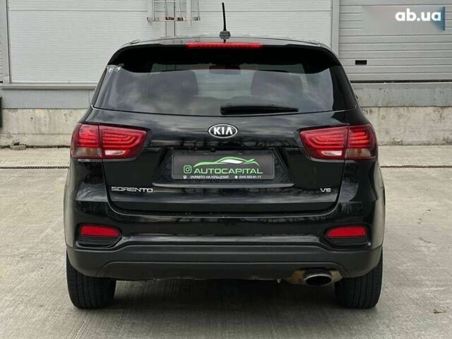 Киа Соренто, объемом двигателя 3.3 л и пробегом 170 тыс. км за 18190 $, фото 9 на Automoto.ua