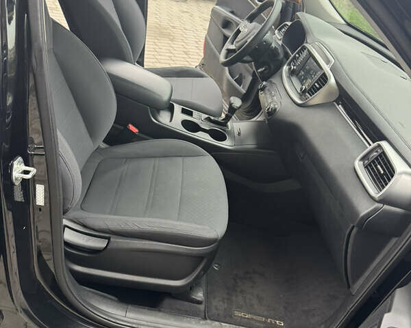 Киа Соренто, объемом двигателя 0 л и пробегом 170 тыс. км за 13800 $, фото 16 на Automoto.ua