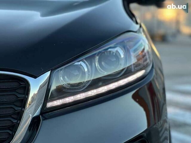 Киа Соренто, объемом двигателя 3.3 л и пробегом 170 тыс. км за 16800 $, фото 1 на Automoto.ua