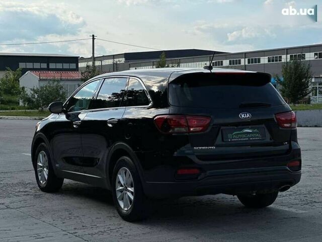 Кіа Соренто, об'ємом двигуна 3.3 л та пробігом 170 тис. км за 17990 $, фото 5 на Automoto.ua