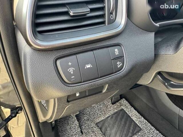 Киа Соренто, объемом двигателя 2 л и пробегом 91 тыс. км за 26500 $, фото 11 на Automoto.ua
