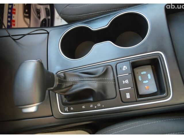 Киа Соренто, объемом двигателя 0 л и пробегом 21 тыс. км за 28900 $, фото 13 на Automoto.ua