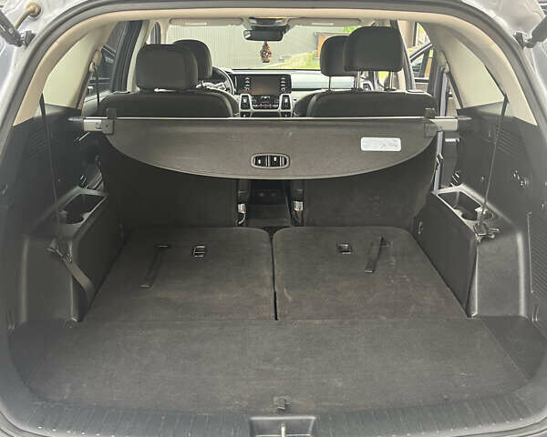 Киа Соренто, объемом двигателя 2.5 л и пробегом 60 тыс. км за 29000 $, фото 46 на Automoto.ua
