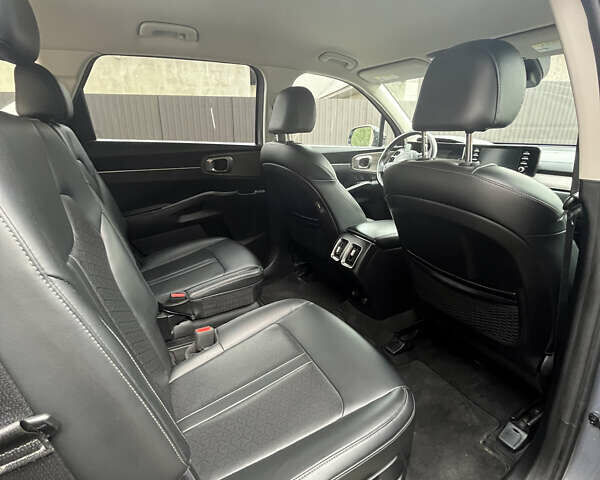Киа Соренто, объемом двигателя 2.5 л и пробегом 60 тыс. км за 29000 $, фото 34 на Automoto.ua