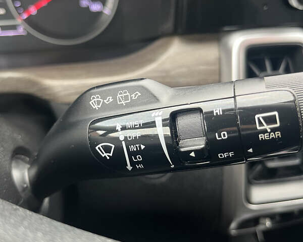 Киа Соренто, объемом двигателя 2.5 л и пробегом 60 тыс. км за 29000 $, фото 20 на Automoto.ua