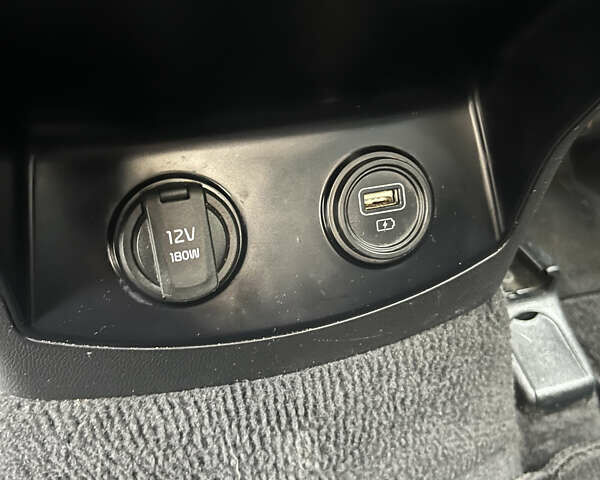 Киа Соренто, объемом двигателя 2.5 л и пробегом 60 тыс. км за 29000 $, фото 45 на Automoto.ua