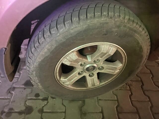 Киа Соренто 2004 в Киеве на Automoto.ua Желтый Киа Соренто, объемом двигателя 3.5 л и пробегом 130 тыс. км за 8000 $, фото 20 на Automoto.ua