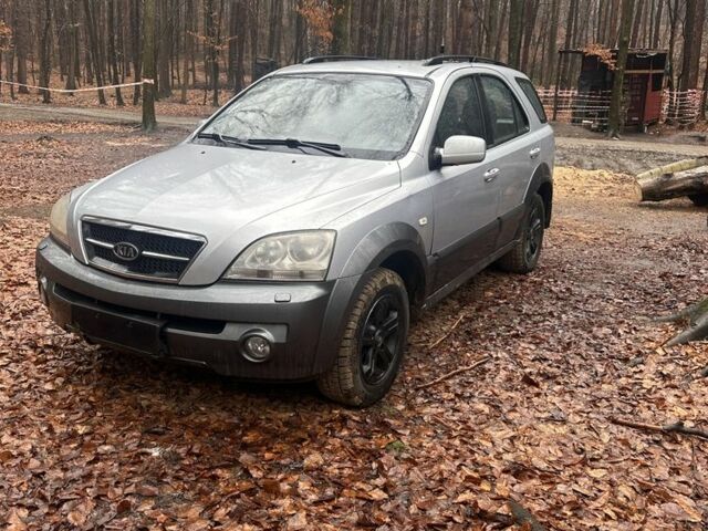 Сірий Кіа Соренто, об'ємом двигуна 2.5 л та пробігом 250 тис. км за 5500 $, фото 2 на Automoto.ua