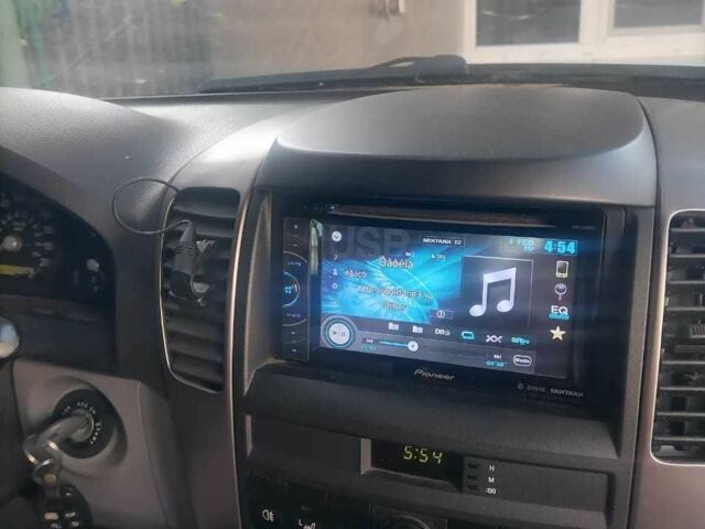 Серый Киа Соренто, объемом двигателя 2.5 л и пробегом 220 тыс. км за 7500 $, фото 7 на Automoto.ua