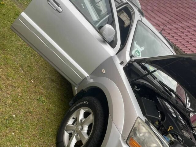 Сірий Кіа Соренто, об'ємом двигуна 2.5 л та пробігом 220 тис. км за 8200 $, фото 3 на Automoto.ua