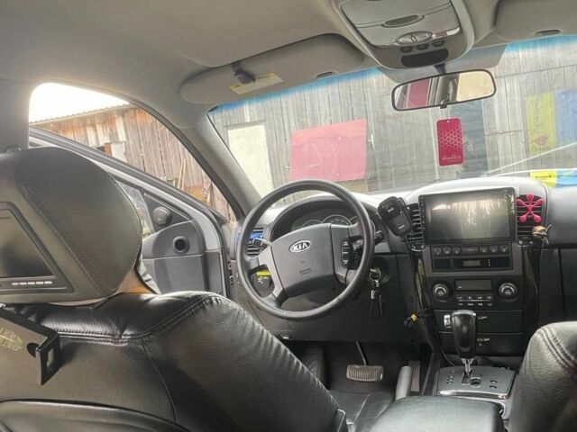 Сірий Кіа Соренто, об'ємом двигуна 2.5 л та пробігом 220 тис. км за 8200 $, фото 4 на Automoto.ua