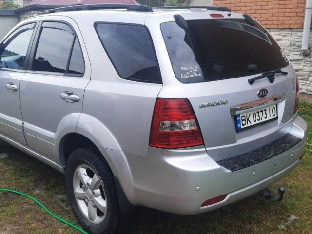 Сірий Кіа Соренто, об'ємом двигуна 2.5 л та пробігом 220 тис. км за 8200 $, фото 12 на Automoto.ua