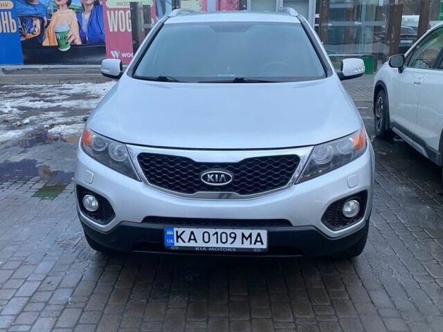 Сірий Кіа Соренто, об'ємом двигуна 2.4 л та пробігом 250 тис. км за 11200 $, фото 1 на Automoto.ua