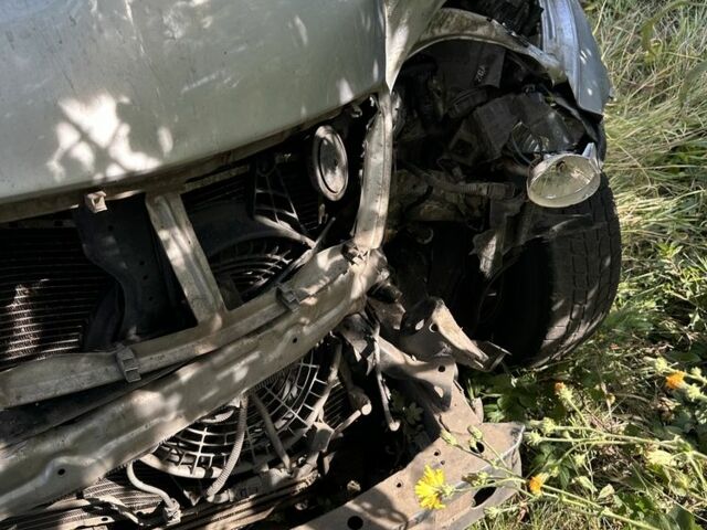 Киа Соренто 2001 в Богодухове на Automoto.ua Серый Киа Соренто, объемом двигателя 2.5 л и пробегом 350 тыс. км за 1500 $, фото 5 на Automoto.ua