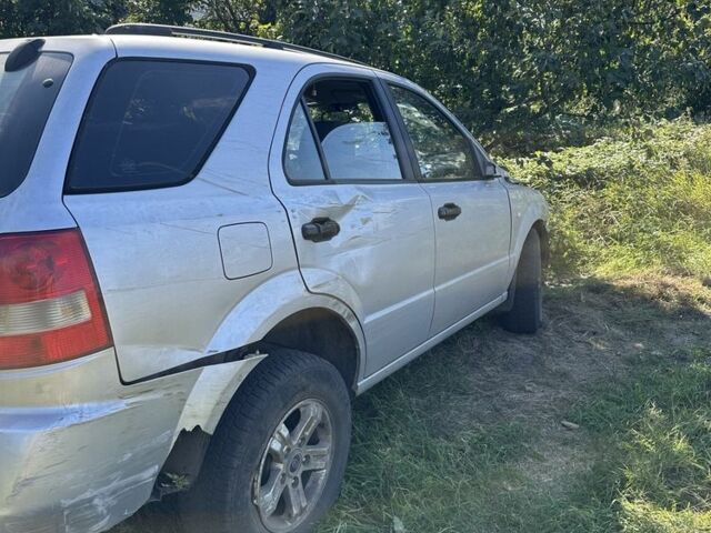 Киа Соренто 2001 в Богодухове на Automoto.ua Серый Киа Соренто, объемом двигателя 2.5 л и пробегом 350 тыс. км за 1500 $, фото 3 на Automoto.ua