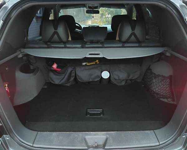 Сірий Кіа Соренто, об'ємом двигуна 2.5 л та пробігом 240 тис. км за 6500 $, фото 14 на Automoto.ua