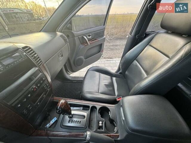 Серый Киа Соренто, объемом двигателя 2.5 л и пробегом 270 тыс. км за 6860 $, фото 35 на Automoto.ua