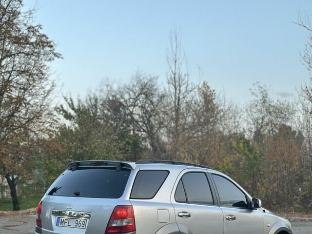 Кіа Соренто 2003 у Славянске на Automoto.ua Сірий Кіа Соренто, об'ємом двигуна 2.5 л та пробігом 350 тис. км за 3500 $, фото 5 на Automoto.ua
