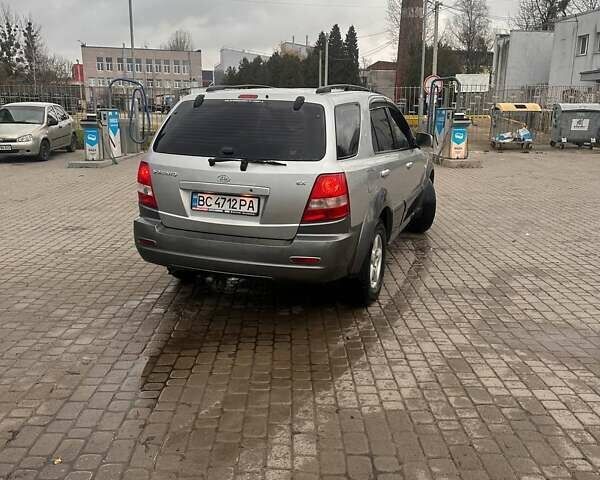 Серый Киа Соренто, объемом двигателя 2.4 л и пробегом 247 тыс. км за 5200 $, фото 5 на Automoto.ua