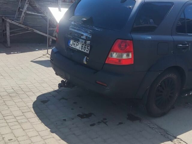 Серый Киа Соренто, объемом двигателя 0 л и пробегом 470 тыс. км за 2500 $, фото 2 на Automoto.ua