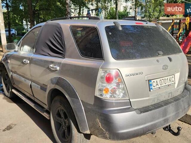 Серый Киа Соренто, объемом двигателя 0 л и пробегом 150 тыс. км за 6100 $, фото 1 на Automoto.ua