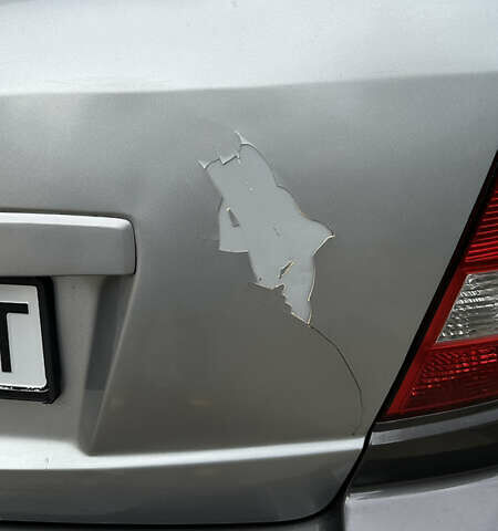 Киа Соренто 2003 в Черновцах на Automoto.ua Серый Киа Соренто, объемом двигателя 2.5 л и пробегом 312 тыс. км за 5300 $, фото 21 на Automoto.ua