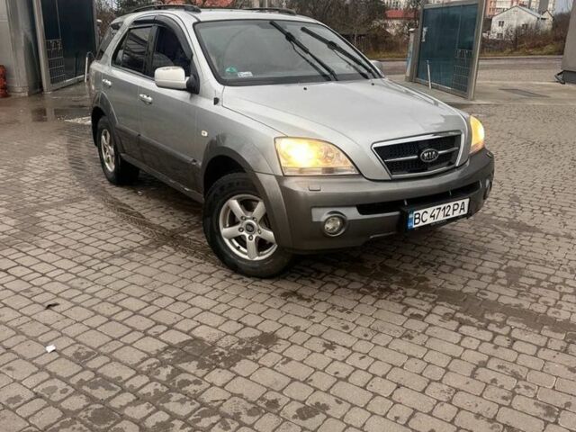 Серый Киа Соренто, объемом двигателя 2.4 л и пробегом 150 тыс. км за 5400 $, фото 3 на Automoto.ua