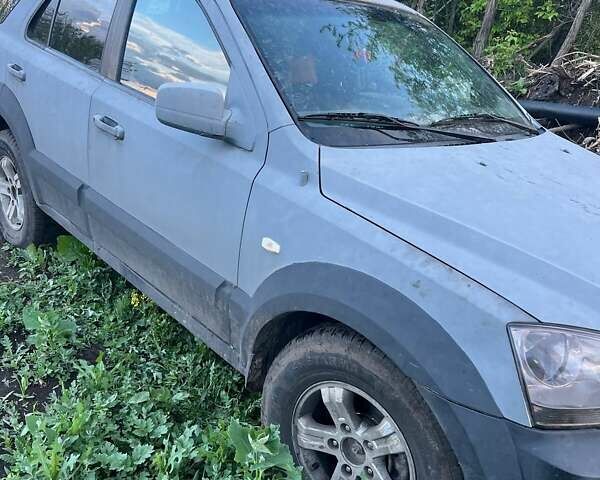 Серый Киа Соренто, объемом двигателя 2.5 л и пробегом 244 тыс. км за 5500 $, фото 1 на Automoto.ua