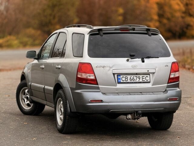 Серый Киа Соренто, объемом двигателя 2.5 л и пробегом 413 тыс. км за 5600 $, фото 8 на Automoto.ua