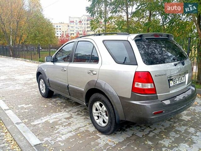 Сірий Кіа Соренто, об'ємом двигуна 2.4 л та пробігом 220 тис. км за 6500 $, фото 11 на Automoto.ua
