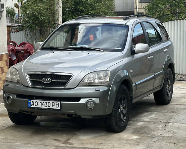 Серый Киа Соренто, объемом двигателя 2.5 л и пробегом 287 тыс. км за 7600 $, фото 1 на Automoto.ua