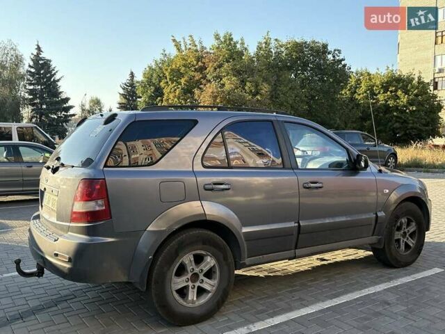 Сірий Кіа Соренто, об'ємом двигуна 2.5 л та пробігом 400 тис. км за 4000 $, фото 2 на Automoto.ua