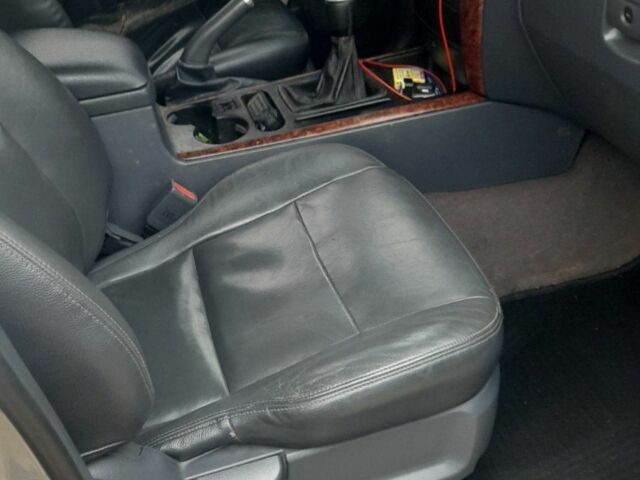 Сірий Кіа Соренто, об'ємом двигуна 0 л та пробігом 350 тис. км за 7000 $, фото 6 на Automoto.ua