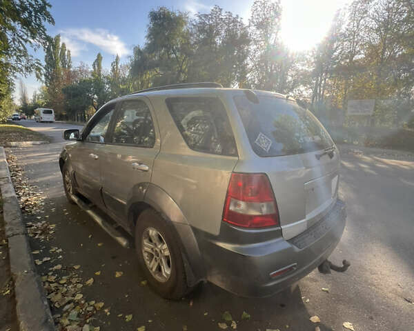 Серый Киа Соренто, объемом двигателя 0 л и пробегом 280 тыс. км за 4300 $, фото 2 на Automoto.ua