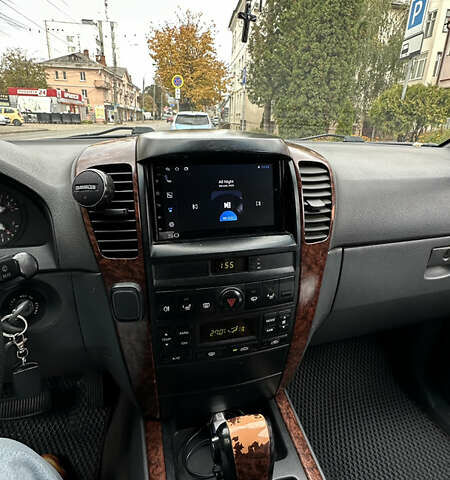 Киа Соренто 2003 в Черновцах на Automoto.ua Серый Киа Соренто, объемом двигателя 2.5 л и пробегом 312 тыс. км за 5300 $, фото 3 на Automoto.ua