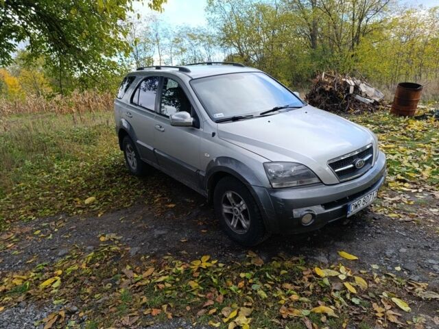 Сірий Кіа Соренто, об'ємом двигуна 3 л та пробігом 1000 тис. км за 3300 $, фото 1 на Automoto.ua