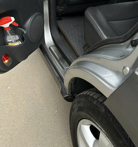 Киа Соренто 2003 в Черновцах на Automoto.ua Серый Киа Соренто, объемом двигателя 2.5 л и пробегом 312 тыс. км за 5300 $, фото 20 на Automoto.ua