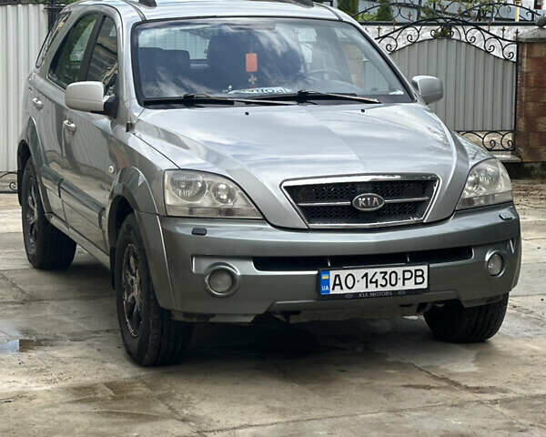Серый Киа Соренто, объемом двигателя 2.5 л и пробегом 287 тыс. км за 7600 $, фото 2 на Automoto.ua