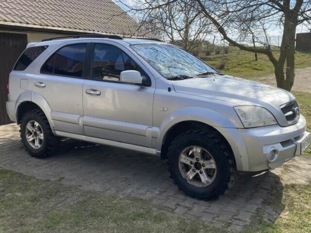 Киа Соренто 2004 в Днепре (Днепропетровске) на Automoto.ua Серый Киа Соренто, объемом двигателя 2.5 л и пробегом 313 тыс. км за 3350 $, фото 1 на Automoto.ua