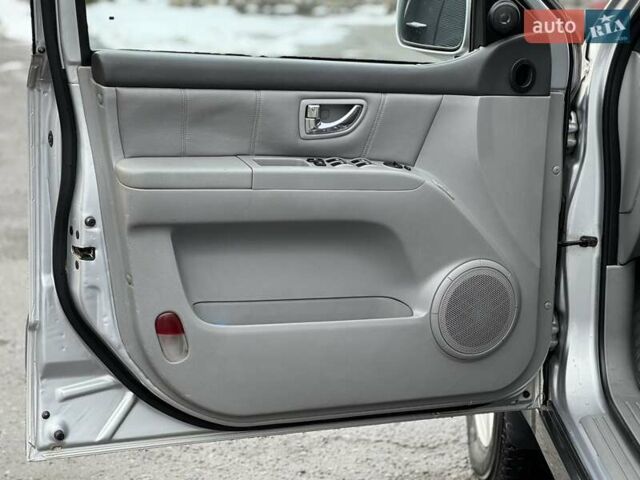 Киа Соренто 2004 в Черновцах на Automoto.ua Серый Киа Соренто, объемом двигателя 3.5 л и пробегом 290 тыс. км за 7350 $, фото 12 на Automoto.ua