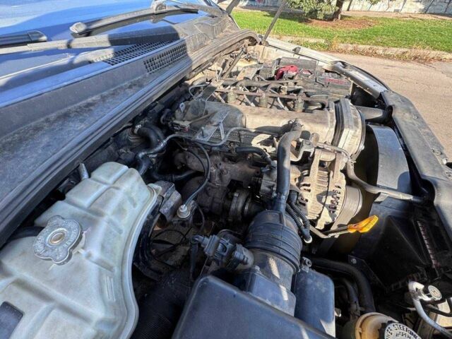 Сірий Кіа Соренто, об'ємом двигуна 2.5 л та пробігом 227 тис. км за 4500 $, фото 14 на Automoto.ua