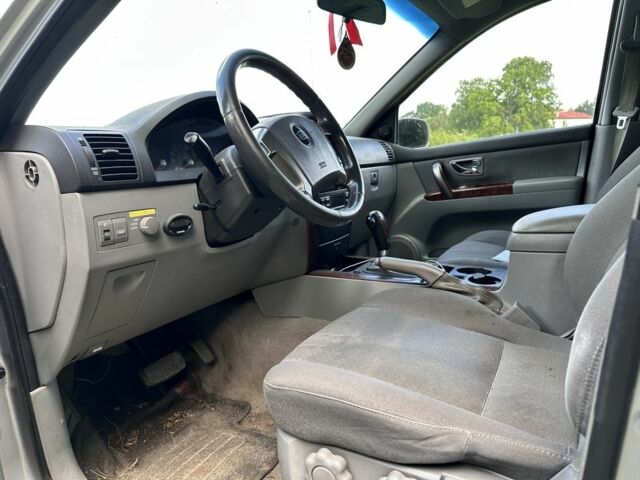 Серый Киа Соренто, объемом двигателя 0 л и пробегом 245 тыс. км за 3500 $, фото 5 на Automoto.ua