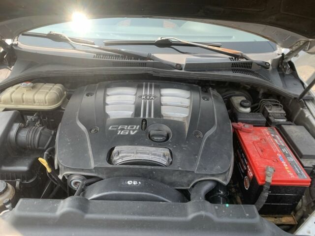 Серый Киа Соренто, объемом двигателя 2.5 л и пробегом 240 тыс. км за 6200 $, фото 6 на Automoto.ua