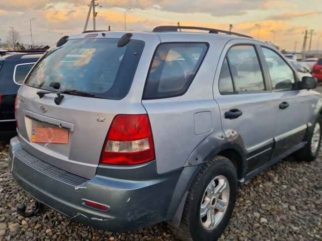 Сірий Кіа Соренто, об'ємом двигуна 0 л та пробігом 299 тис. км за 4500 $, фото 4 на Automoto.ua