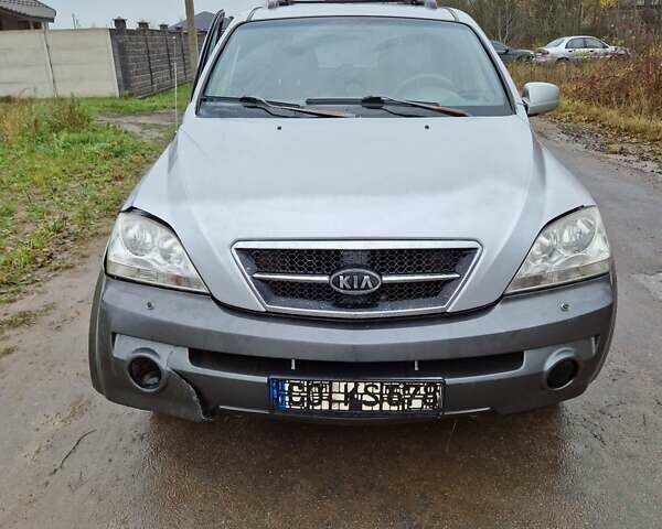 Серый Киа Соренто, объемом двигателя 2.5 л и пробегом 290 тыс. км за 2100 $, фото 3 на Automoto.ua
